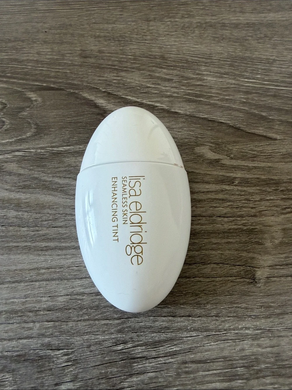 Seamless Skin Enhancing Tint T6